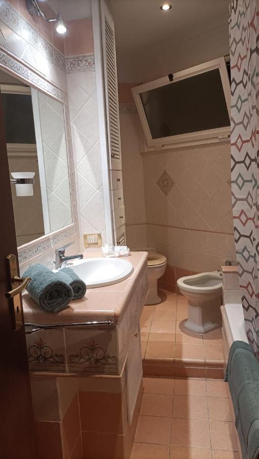 Domus Vacanze Romane 外观 照片
